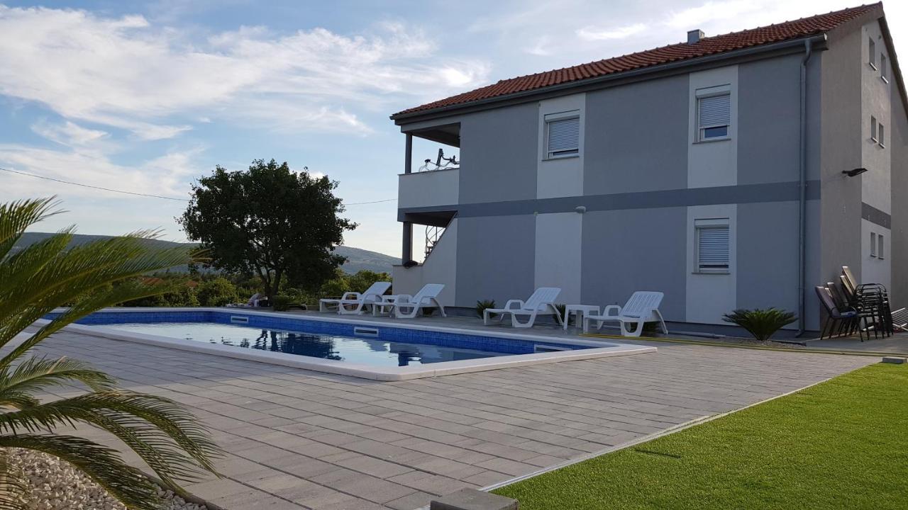 Apartments Zanic With Private Swimming Pool And Sea View Стариград-Паклениця Екстер'єр фото